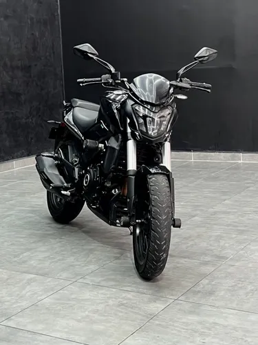 Bajaj Dominar D400 2023