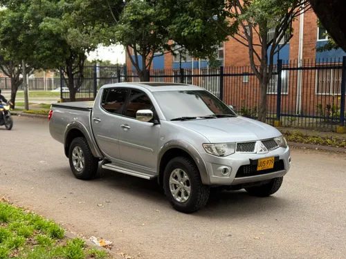 Mitsubishi Sportero 2.5L High Power 