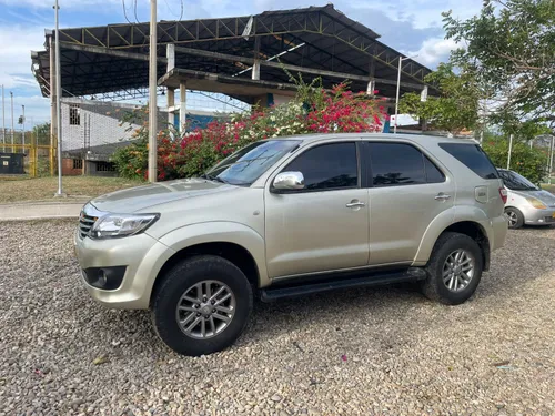 Toyota Fortuner 2011 2.7 Gasolina 4x4 