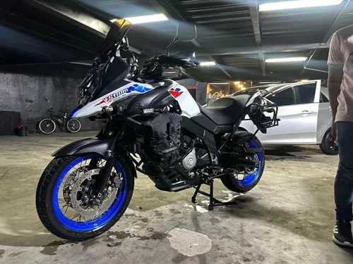 ESPECTACULAR Vstrom 650 XT Suzuki