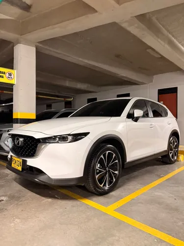 Mazda CX5 Touring 2025