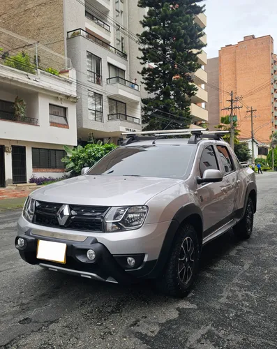 RENAULT DUSTER OROCH 2.0