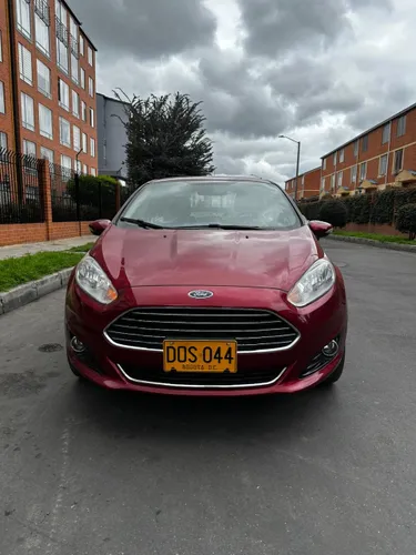 FORD FIESTA TITANIUM