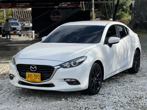 Mazda 3 Touring 2018 