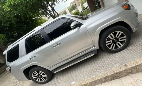 Toyota 4Runner Limited Japonesa 2023