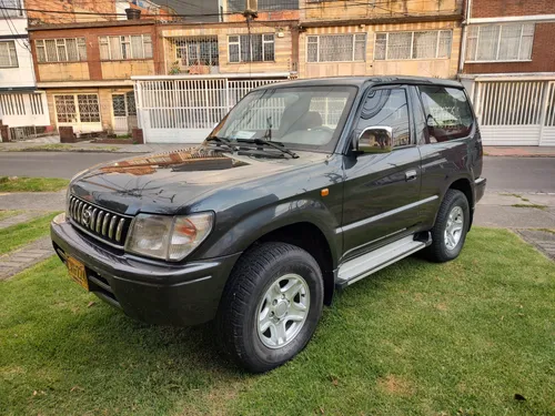 toyota prado sumo 2008 blindada