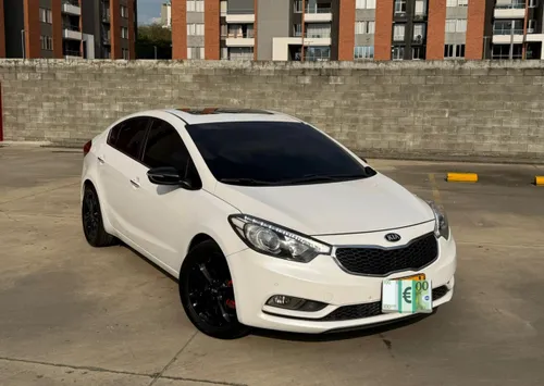 KIA CERATO PRO SUMMA SX MODELO 2016