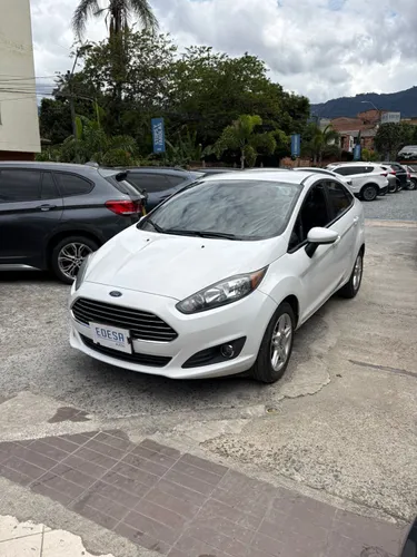 FORD FIESTA SE