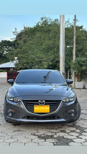 Hermoso Mazda 3 Touring - Modelo 2017