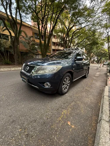 Nissan Pathfinder Sense 2015 Automático 7 Puestos 4x4