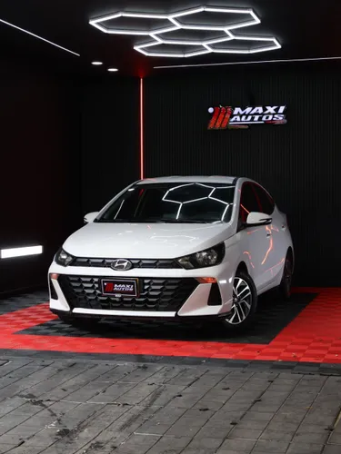 HYUNDAI ACCENT HB20S ADVANCE 2024 1.6L AUTOMATICO BLANCO KMS 52.000