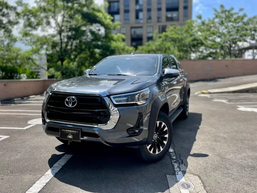 TOYOTA HILUX 2020 2.8 DIESEL 