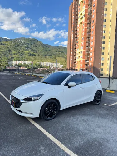 Mazda 2 grand touring lx 2021 
