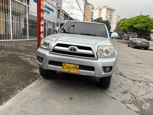 Toyota 4Runner Limited