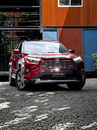 Toyota RAV4 Limited Hybrid 2022