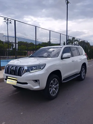 TOYOTA PRADO 2022 VX 