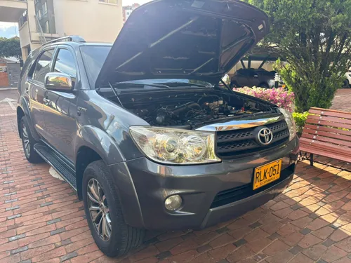 Toyota Fortuner 2012  -2.7 gasolina-
