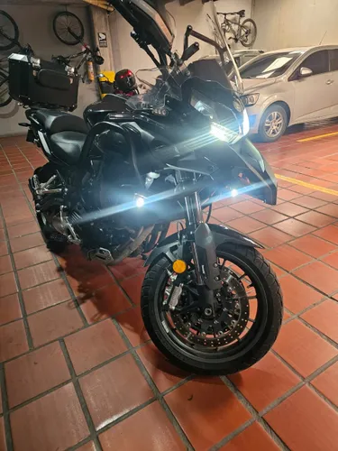  hermosa BMW TXK 502 único dueo todos los mantenimientos en BMW Extras exploradoras meletero defensas 