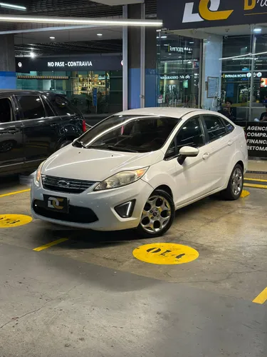 FORD FIESTA SPORTBACK SE 1.6 2012