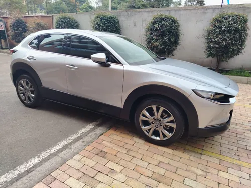 Mazda Cx30 Grand Touring Lx 2.5 AT modelo 2021 con 26.000 kms unico dueno mantenimiento solo en concesionario