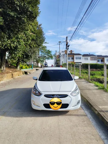 Hyundai i25 Mod 2012