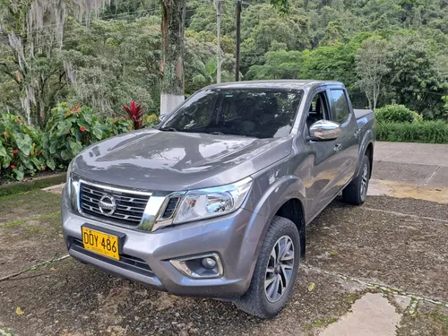 Nissan NP 300 Frontier XE Diesel 4x4 Diesel