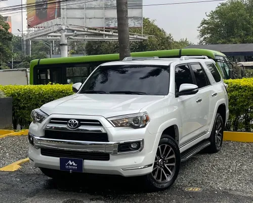 TOYOTA 4 RUNNER LIMITED