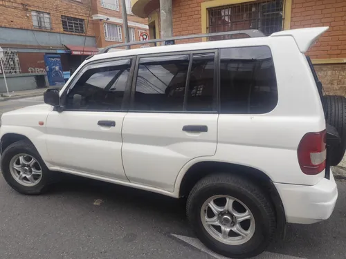 Mitsubishi Montero IO Permuto 