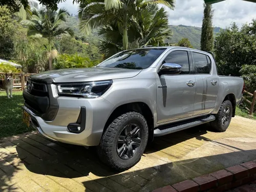 Toyota Hilux 2022 at 