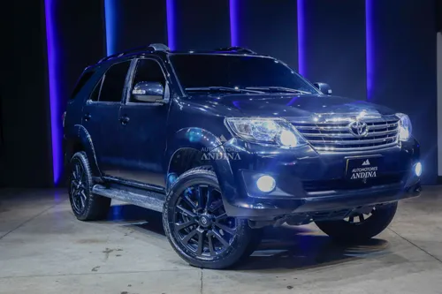 Toyota FORTUNER 2.7L 2700CC FWD 2012