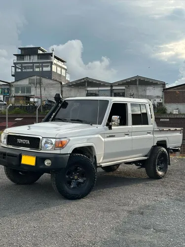 Toyota Land Cruiser HZJ79L - Mod 2013