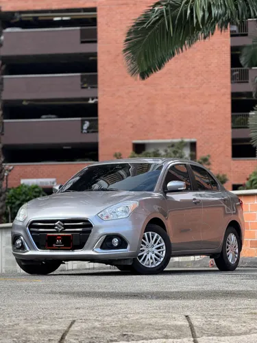 Suzuki Swift 2023 dzire Automatico Vencambio