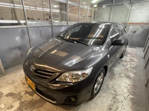 Toyota Corolla XEI 2012