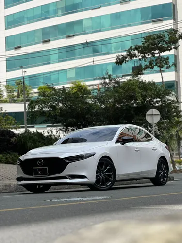 Mazda 3 Grand Touring LX 2.5cc 