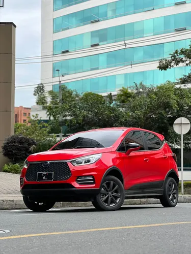 BYD Yuan EV300 70kw.