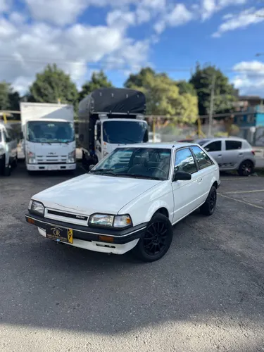 MAZDA 323 COUPE 