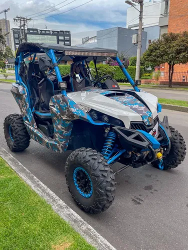 CAN-AM MAVERICK 1.0cc    MOD 2014