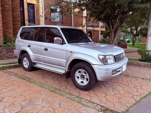 TOYOTA PRADO VX 2009