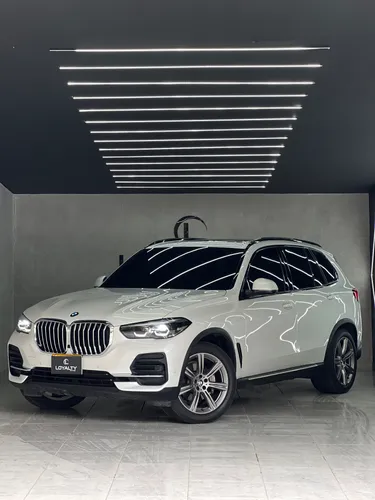 BMW X5 XDRIVE 40i