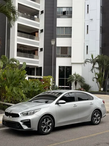 Kia Cerato 1.6 VIVRO vibrant AUT