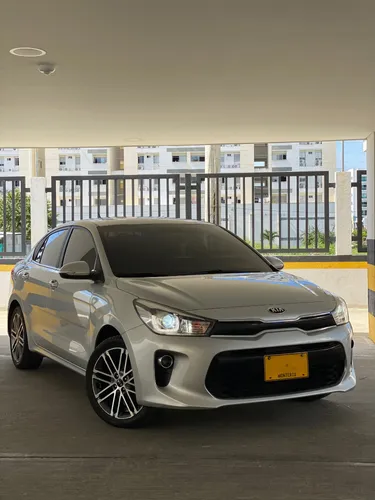 Kia Rio Zenith 2021 Automático  Full Equipo excelente estado.