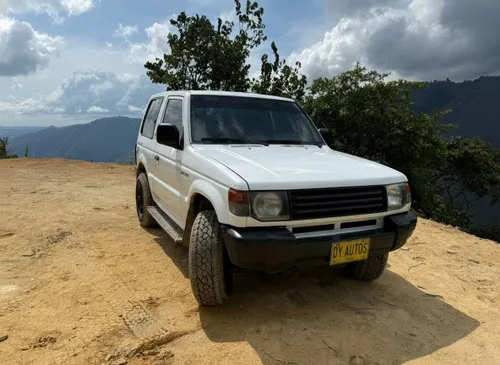 Mitsubishi Montero 4x4