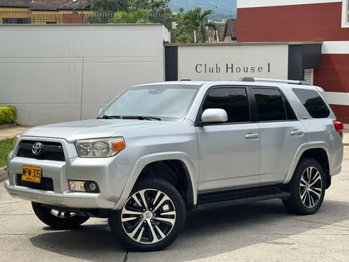 TOYOTA 4RUNNER 2013 BLINDADA 2 PLUS 