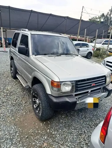 Mitsubishi Montero 2007