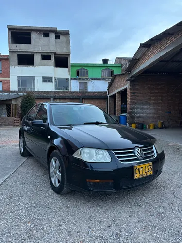 Volkswagen Jetta 2.0 2008 automático 