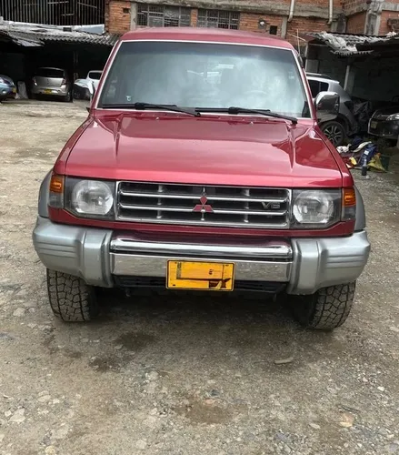 Mitsubishi Montero 2008