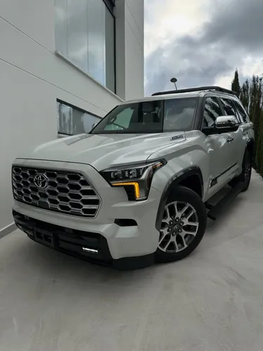 TOYOTA SEQUOIA 1794 i-FORCE MAX HÍBRIDA 2025