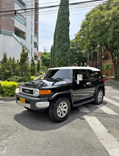 Toyota FJ Cruiser 2015