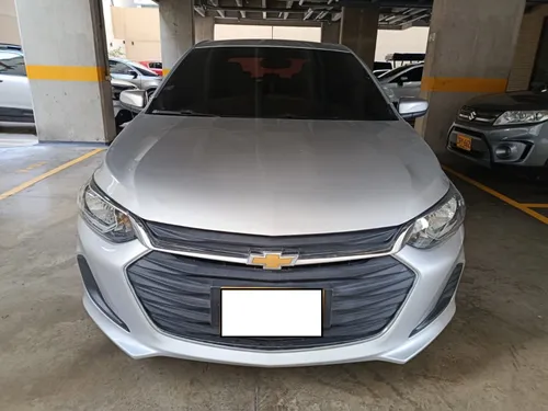 CHEVROLET ONIX 2022 AUTOMATICO POCO RECORRIDO