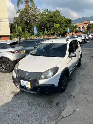 RENAULT SANDERO STEPWAY